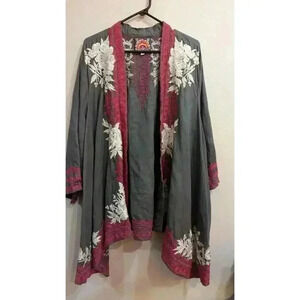 Women's grey embroidered kimono/jacket by Johnny Was size 2XL